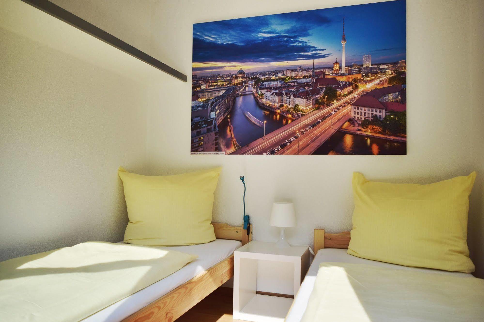 Cube Lodges Berlin Mitte 外观 照片